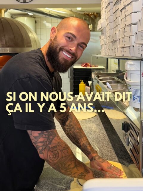 Il y a cinq ans, si on avait su….

tout cela n’était qu’un projet, une envie, un rêve.
Aujourd’hui, nous vivons de notre passion, dans un lieu qui nous ressemble, entourés de clients fidèles qui nous font confiance chaque jour.

Le chemin n’a pas toujours été simple, mais chaque effort, chaque doute et chaque sacrifice en valaient la peine.

Notre rêve est devenu une réalité. 🤍

Merci à tous ceux qui poussent la porte de La Bottega, qui commandent une pizza, qui parlent de nous autour d’eux ou qui nous suivent ici.

Cette histoire, c’est aussi la vôtre.